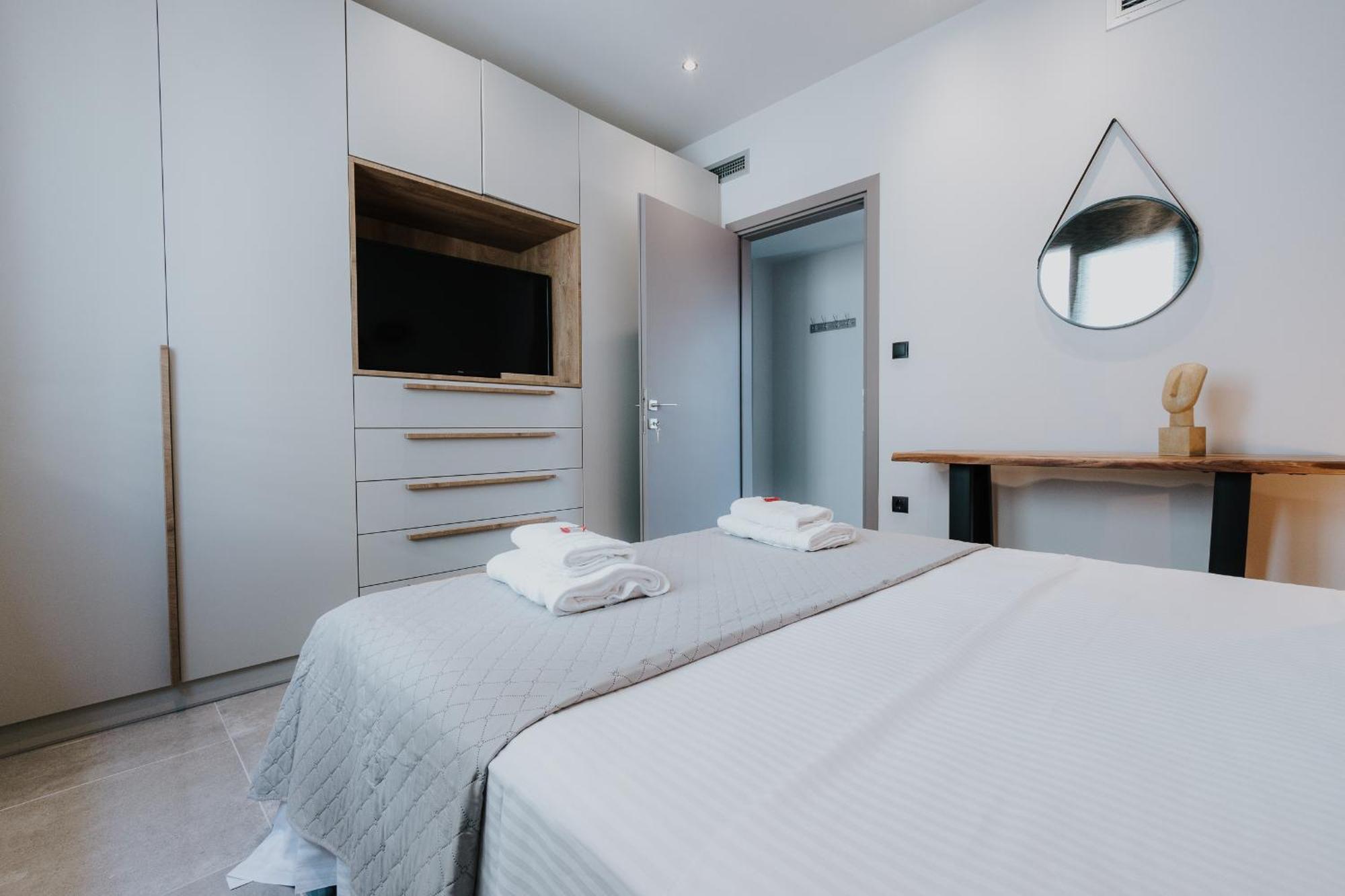 Pearl Apartel Volos Exterior photo